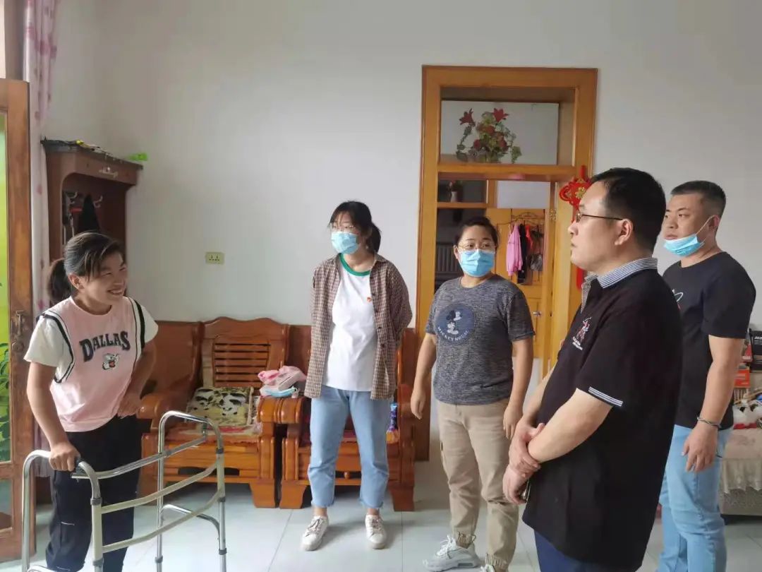 亚洲另类无码一区二区三区冫,青柠在线观看免费高清电视剧8,韩日美无码精品无码,国产高清999在线观看,,亚洲精品久久久一区,俄罗产粗猛黄爽的视频......开展走访慰问结对困难户活动(图2)