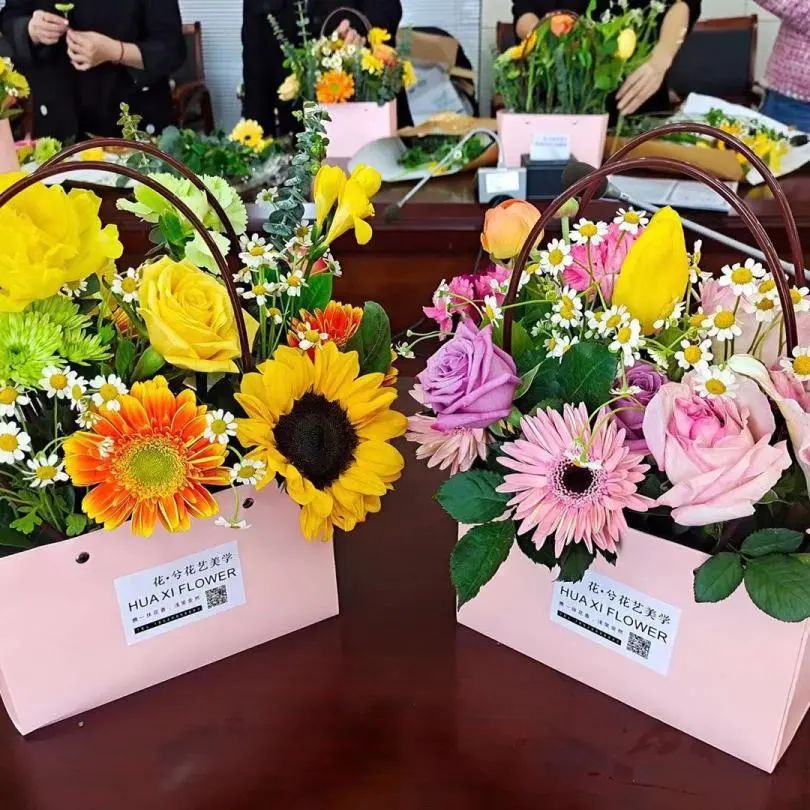 亚洲另类无码一区二区三区冫,青柠在线观看免费高清电视剧8,韩日美无码精品无码,国产高清999在线观看,,亚洲精品久久久一区,俄罗产粗猛黄爽的视频......开展“三八”妇女节创意插花活动(图3)