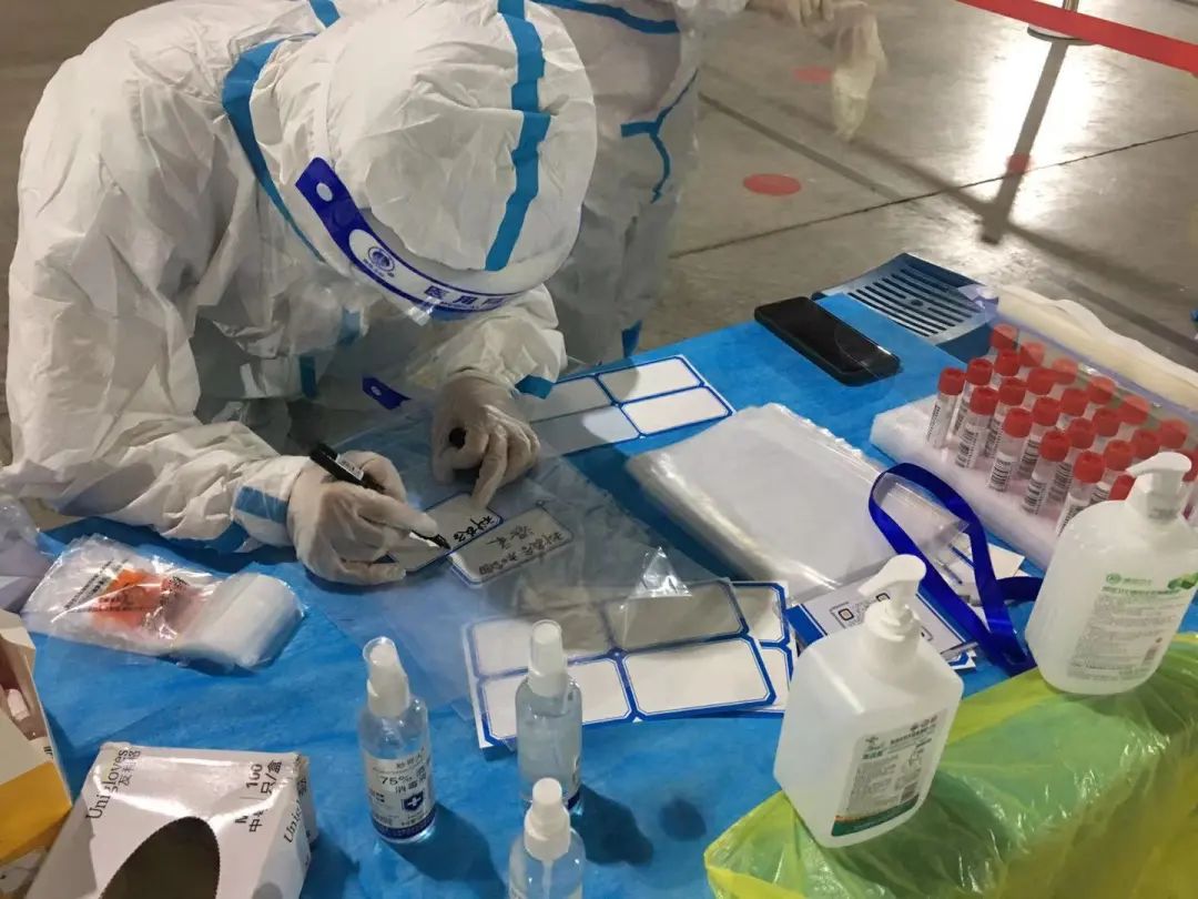 坚守一线，战“疫”到底！(图3)