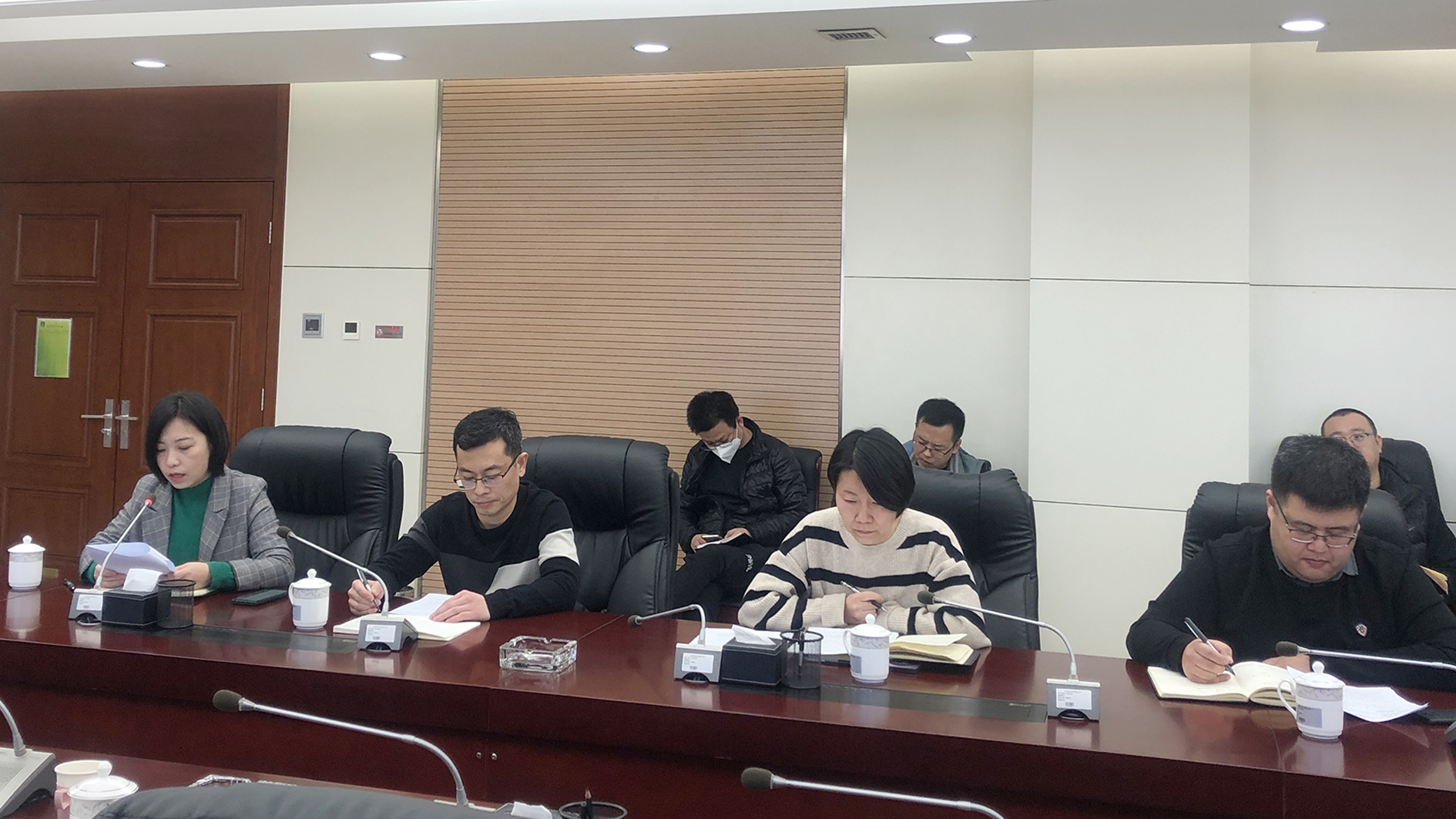 乘势而上 笃行不怠｜亚洲另类无码一区二区三区冫,青柠在线观看免费高清电视剧8,韩日美无码精品无码,国产高清999在线观看,,亚洲精品久久久一区,俄罗产粗猛黄爽的视频......召开中层干部汇报会(图3)