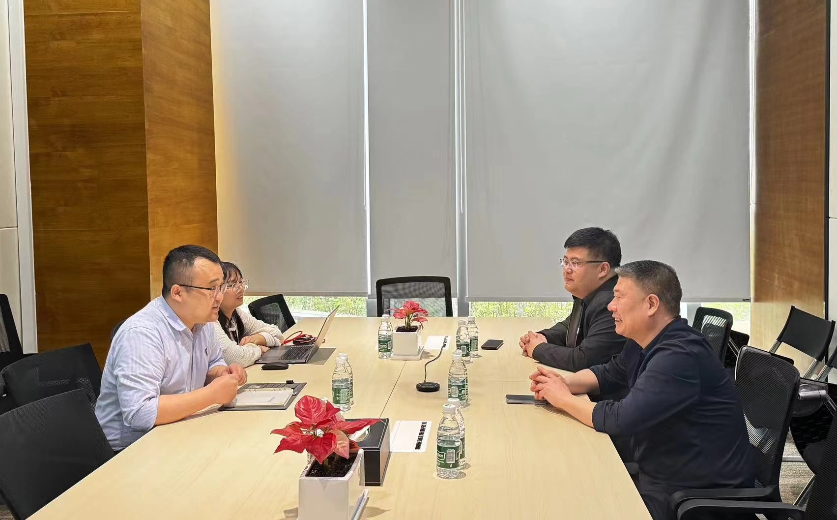 亚洲另类无码一区二区三区冫,青柠在线观看免费高清电视剧8,韩日美无码精品无码,国产高清999在线观看,,亚洲精品久久久一区,俄罗产粗猛黄爽的视频......赴厦门、广州等地开展招商活动(图3)