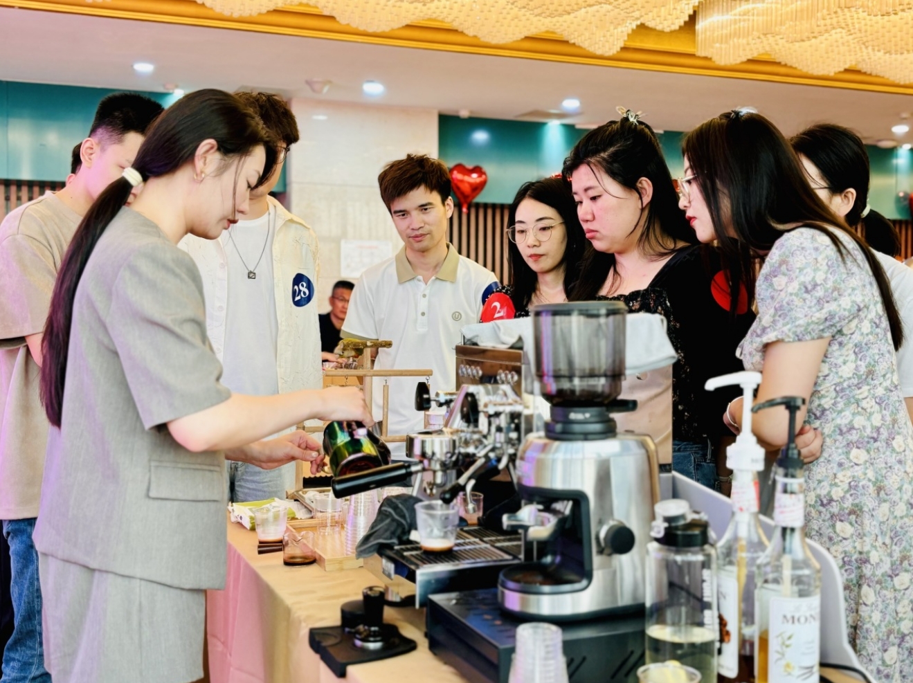 缘定雍阳|亚洲另类无码一区二区三区冫,青柠在线观看免费高清电视剧8,韩日美无码精品无码,国产高清999在线观看,,亚洲精品久久久一区,俄罗产粗猛黄爽的视频......企业青年职工啡你不可·521一起共赴浪漫之约(图7)