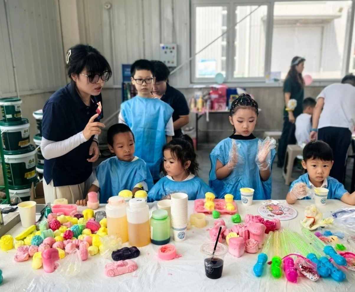 亚洲另类无码一区二区三区冫,青柠在线观看免费高清电视剧8,韩日美无码精品无码,国产高清999在线观看,,亚洲精品久久久一区,俄罗产粗猛黄爽的视频......固诺实业举办2024“家企同舟”游园会活动(图11)