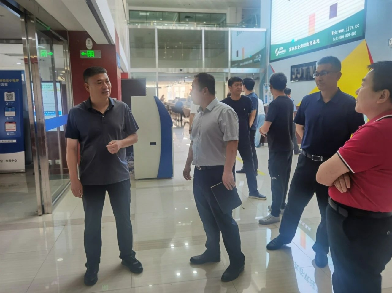 园区领导深入重点企业和项目现场开展调研服务(图6)