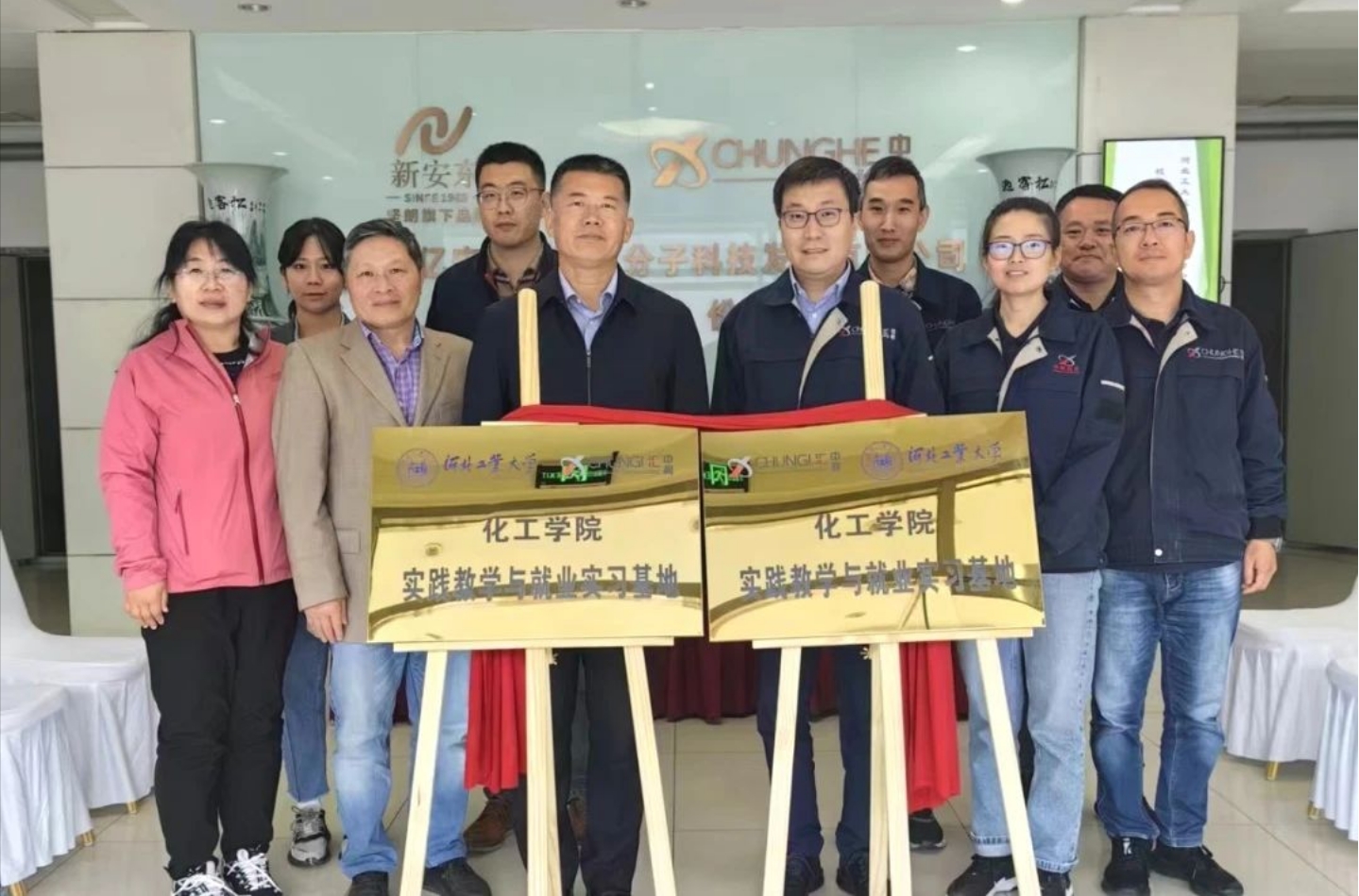 产业集聚、营商提质！亚洲另类无码一区二区三区冫,青柠在线观看免费高清电视剧8,韩日美无码精品无码,国产高清999在线观看,,亚洲精品久久久一区,俄罗产粗猛黄爽的视频......经济拔节向上活力足(图9)