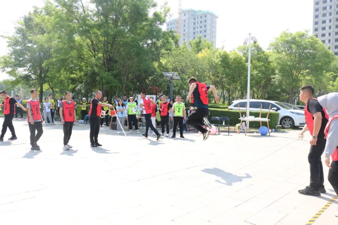 趣享运动，协进新程|这场趣味运动会嗨翻全场！(图11)