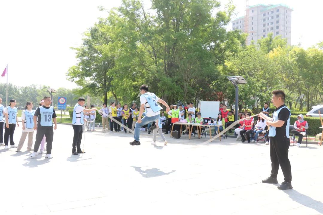 【党建领航促发展】趣享运动，协进新程|这场趣味运动会嗨翻全场(图14)