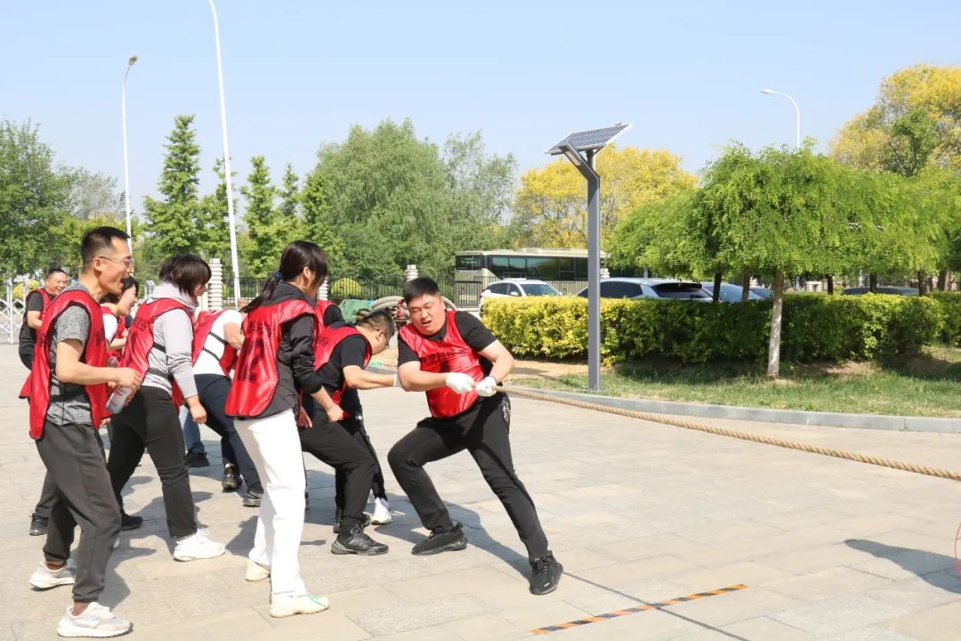 趣享运动，协进新程|这场趣味运动会嗨翻全场！(图3)